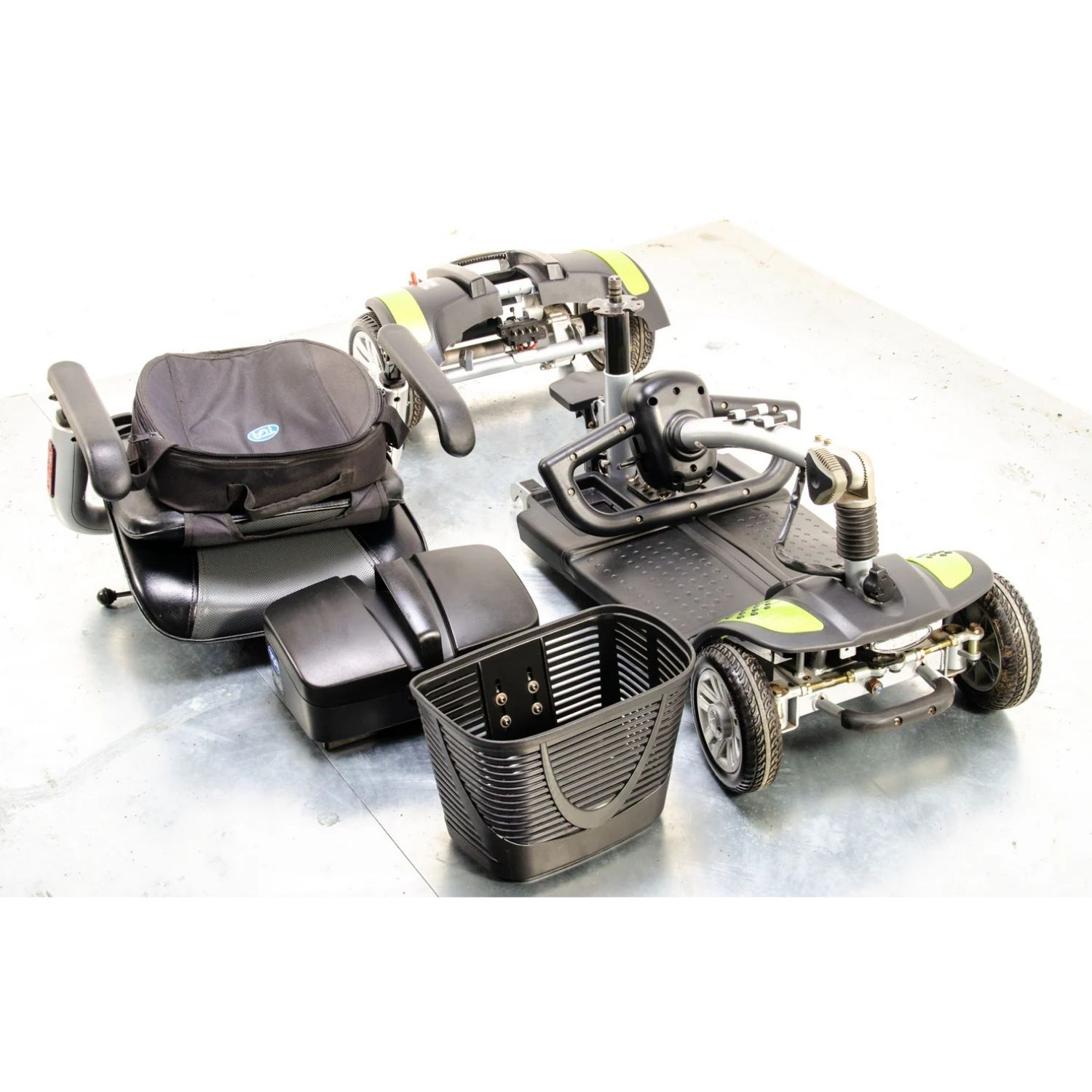 Engelli scooterının kolay kullanılan direksiyon paneli